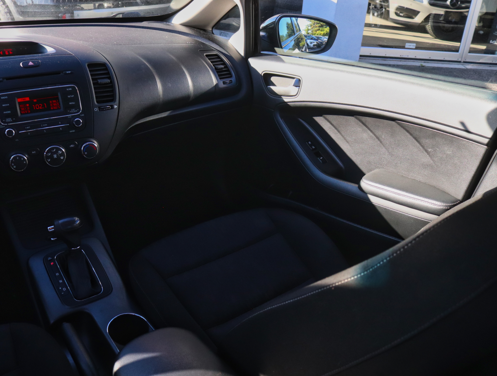 2016 Kia Forte LX+ - Thumbnail 16