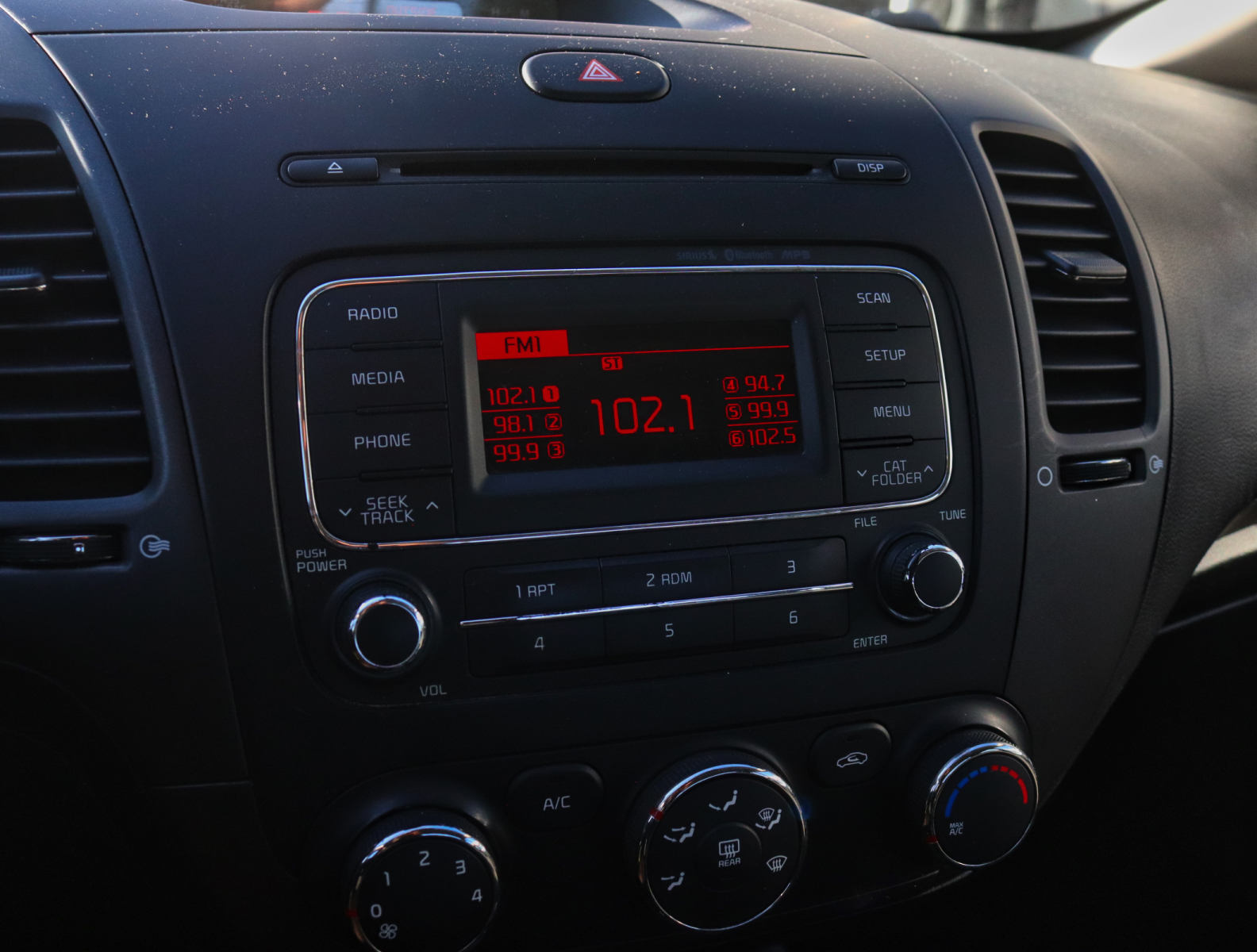 2016 Kia Forte LX+ - Thumbnail 23