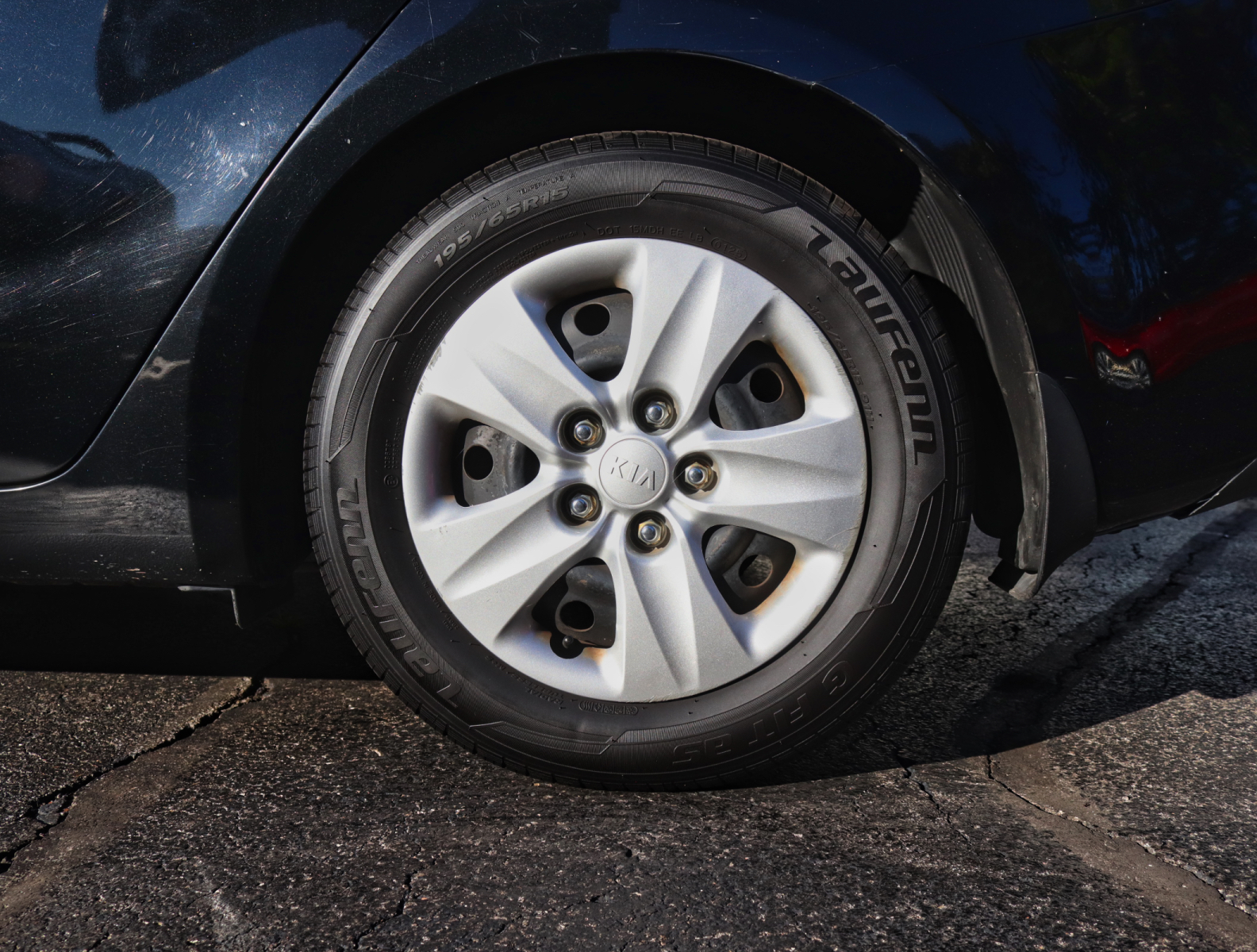 2016 Kia Forte LX+ - Thumbnail 6