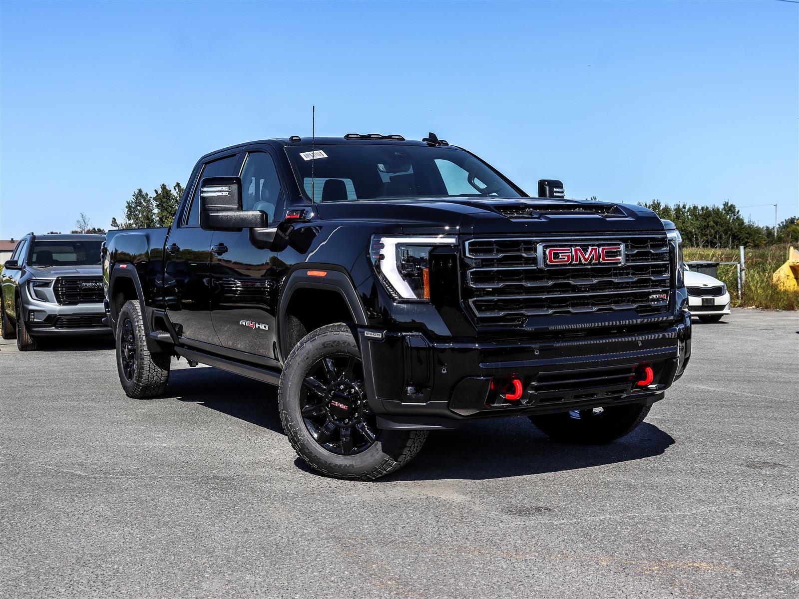 2026 GMC Sierra 2500 HD Crew Cab Standard Box 4-Wheel Drive AT4 - Main View