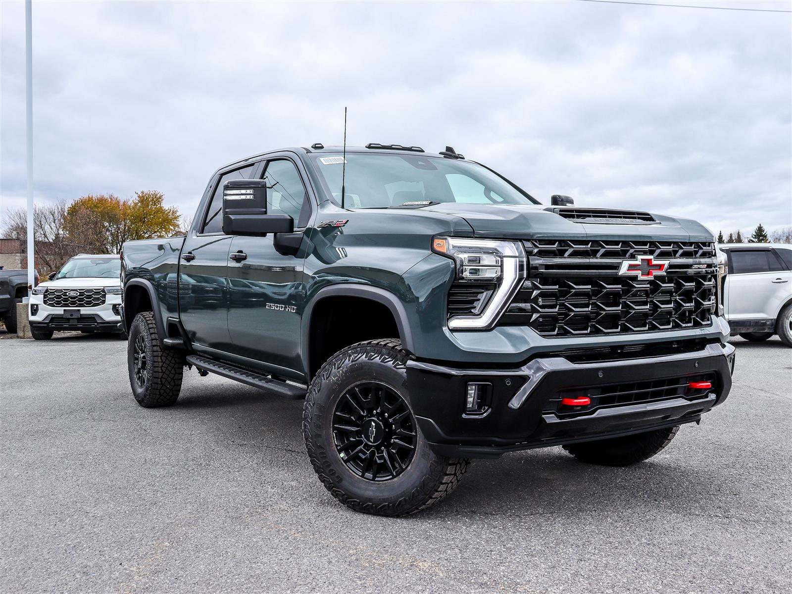 2026 Chevrolet Silverado 2500 HD 4WD Crew Cab Standard Box ZR2 - Main View