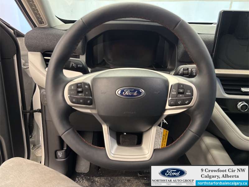 2026 Ford Explorer Active w/200A Pkg - Thumbnail 15
