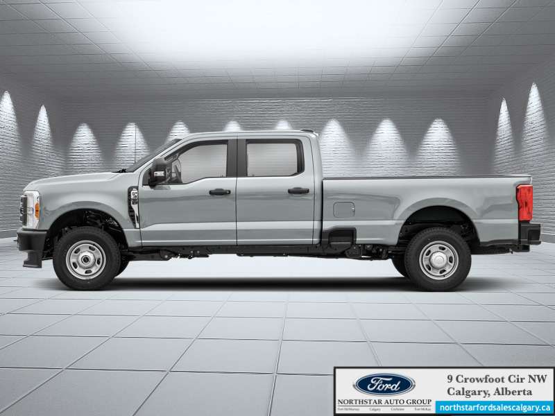 2026 Ford Super Duty F-350 SRW LARIAT - Main View
