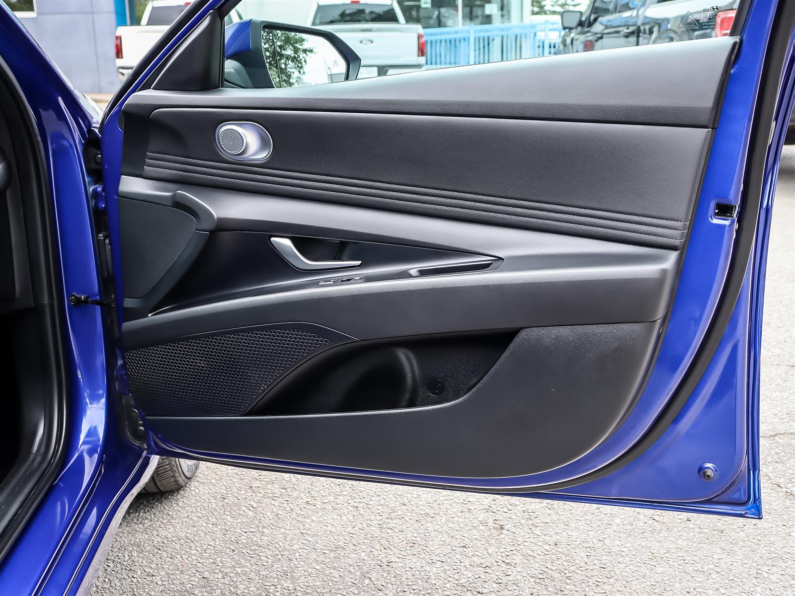 2024 Hyundai Elantra SEL - Thumbnail 18
