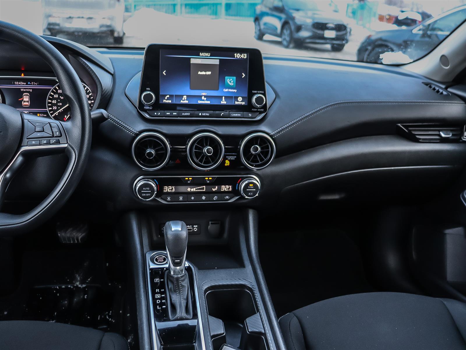 2025 Nissan Sentra SV - Thumbnail 14