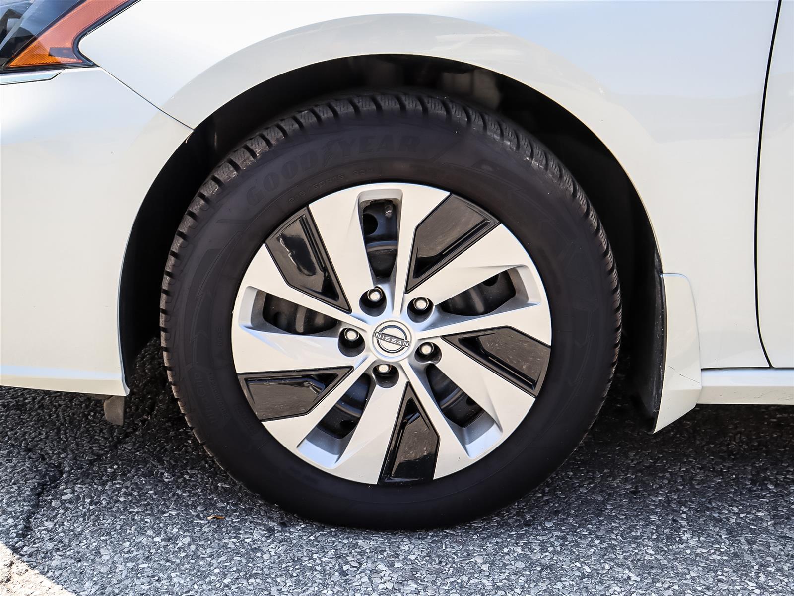 2024 Nissan Altima 2.5 S AWD - Thumbnail 22
