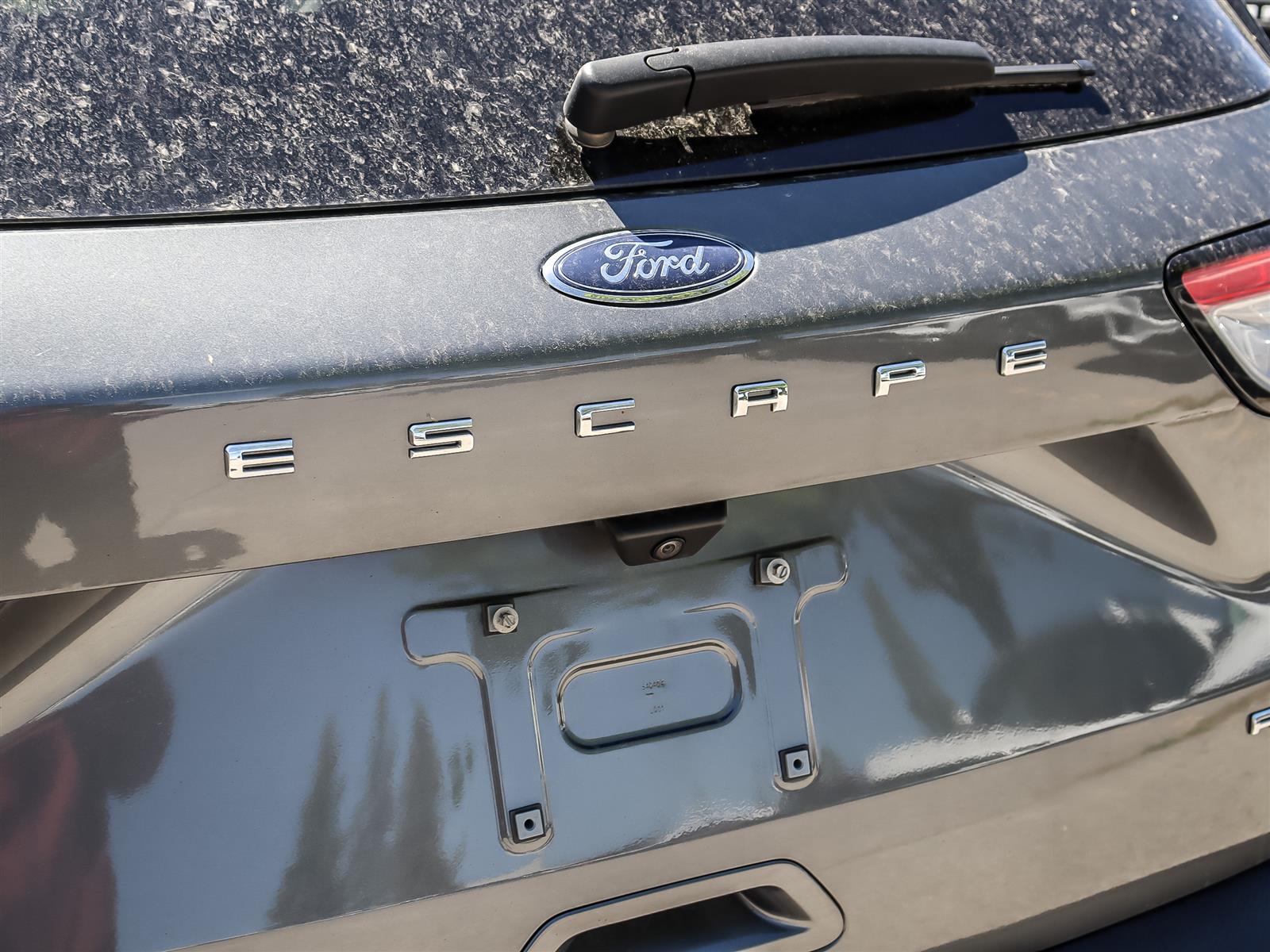 2022 Ford Escape Titanium - Thumbnail 26