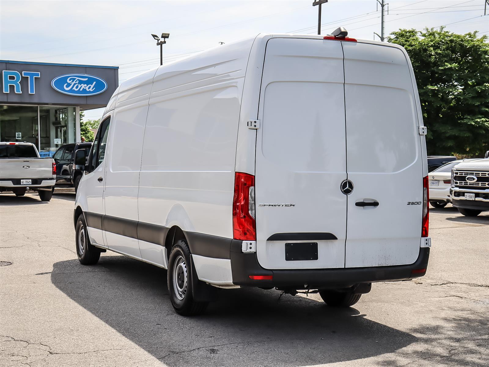 Mercedes-Benz Sprinter