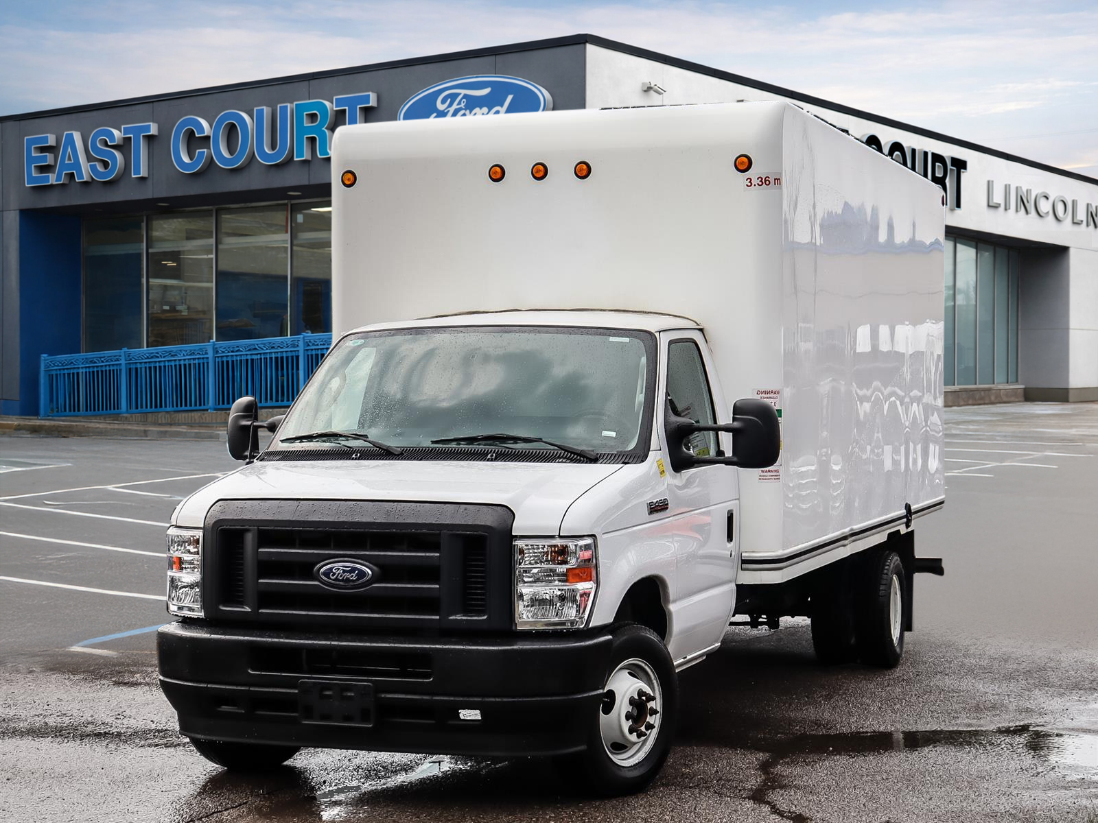 2024 Ford Econoline E-450 - Main View