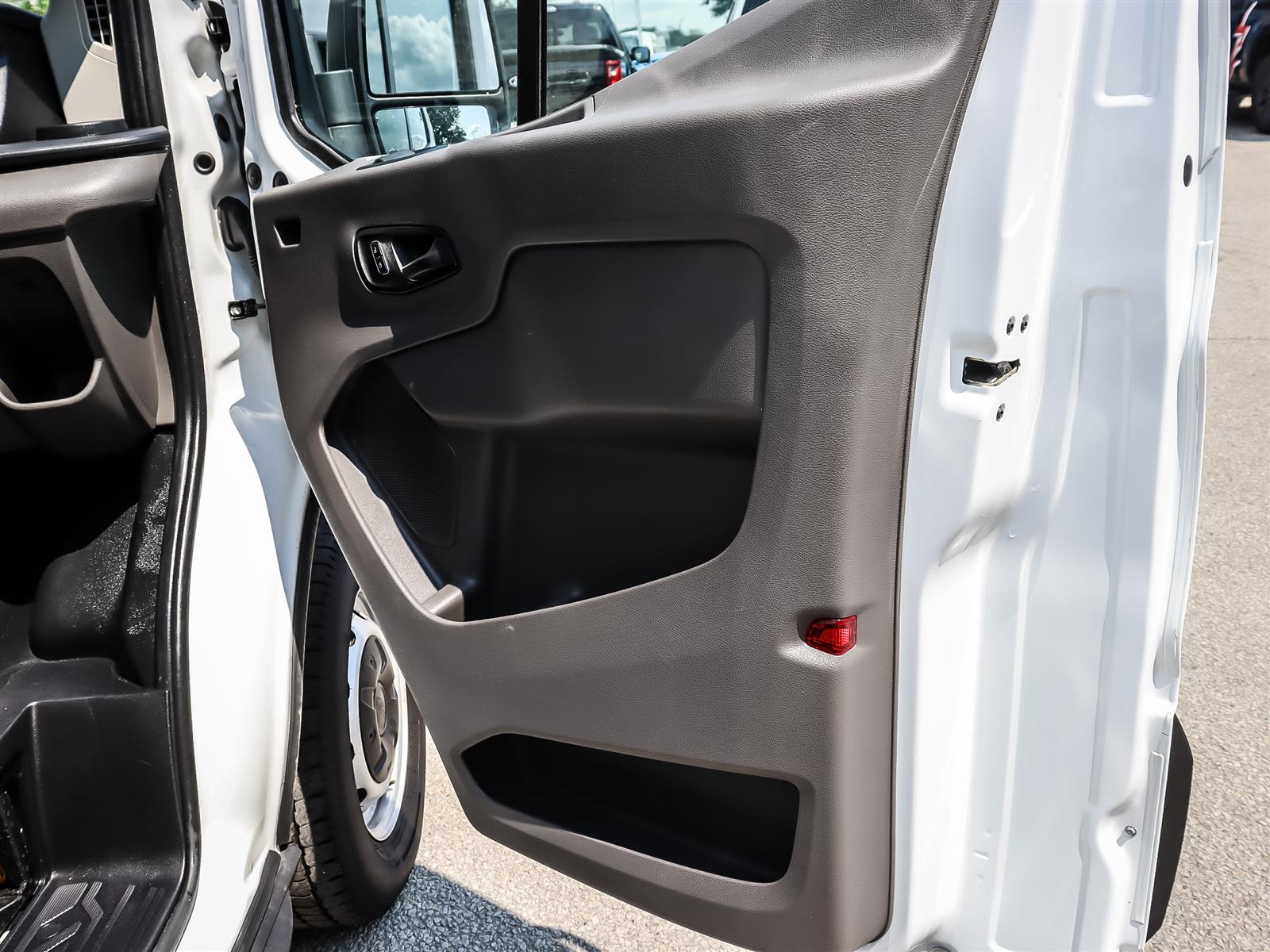 2024 Ford Transit 250 Van High Roof w/Sliding Pass. 148-in. WB EL - Thumbnail 15