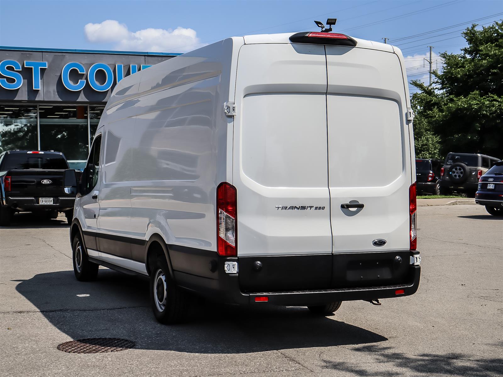 2024 Ford Transit 250 Van High Roof w/Sliding Pass. 148-in. WB EL - Thumbnail 6