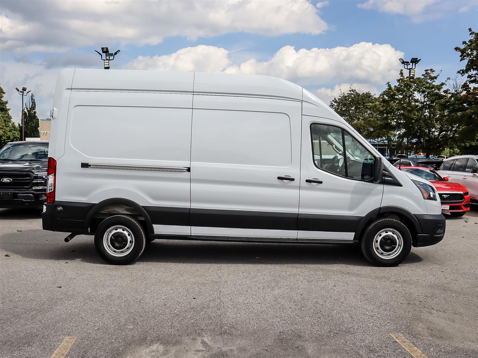 2026 Ford Transit 250 Van - Thumbnail 4