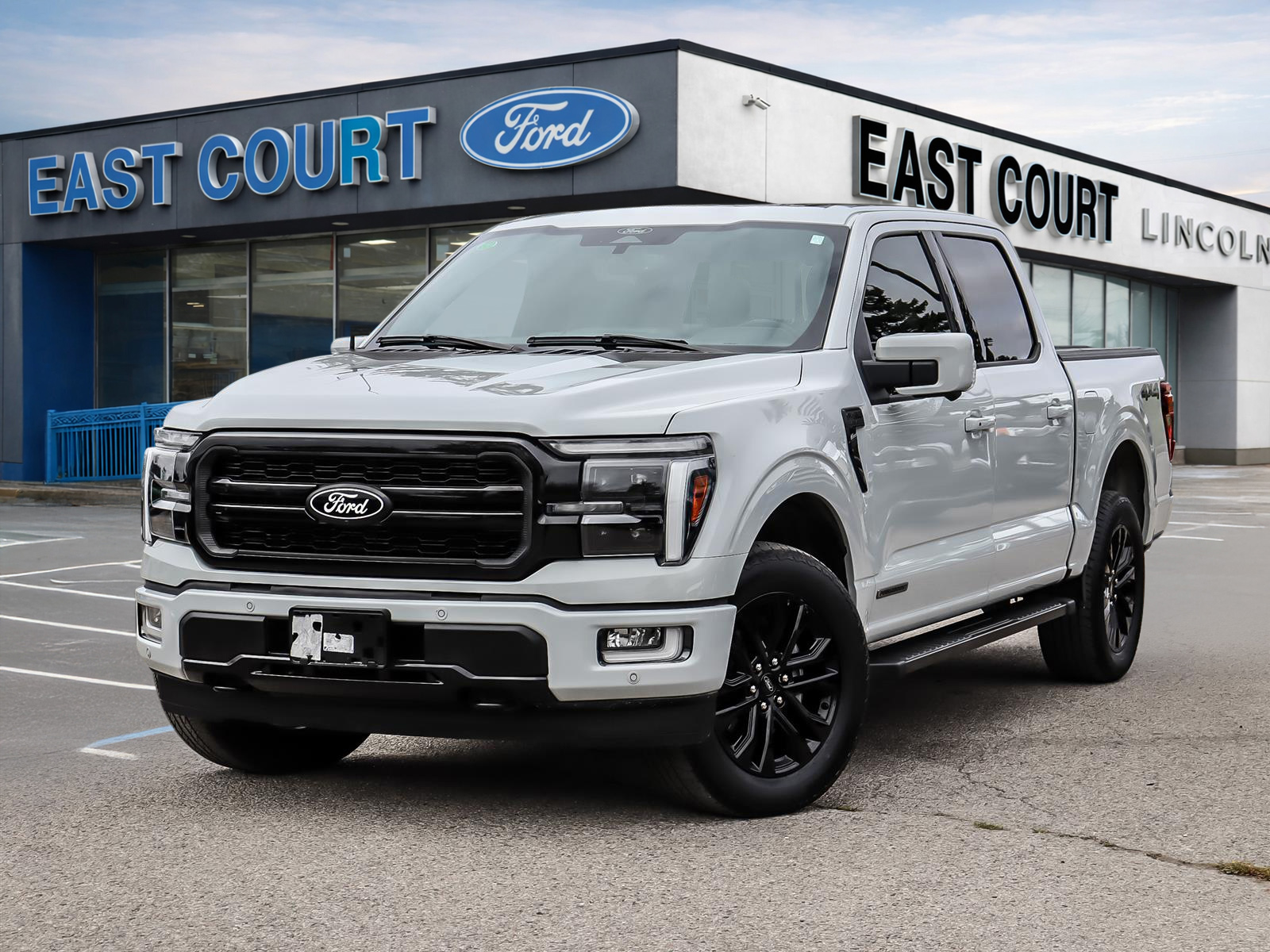2024 Ford F-150 Lariat SuperCrew 4WD - Main View
