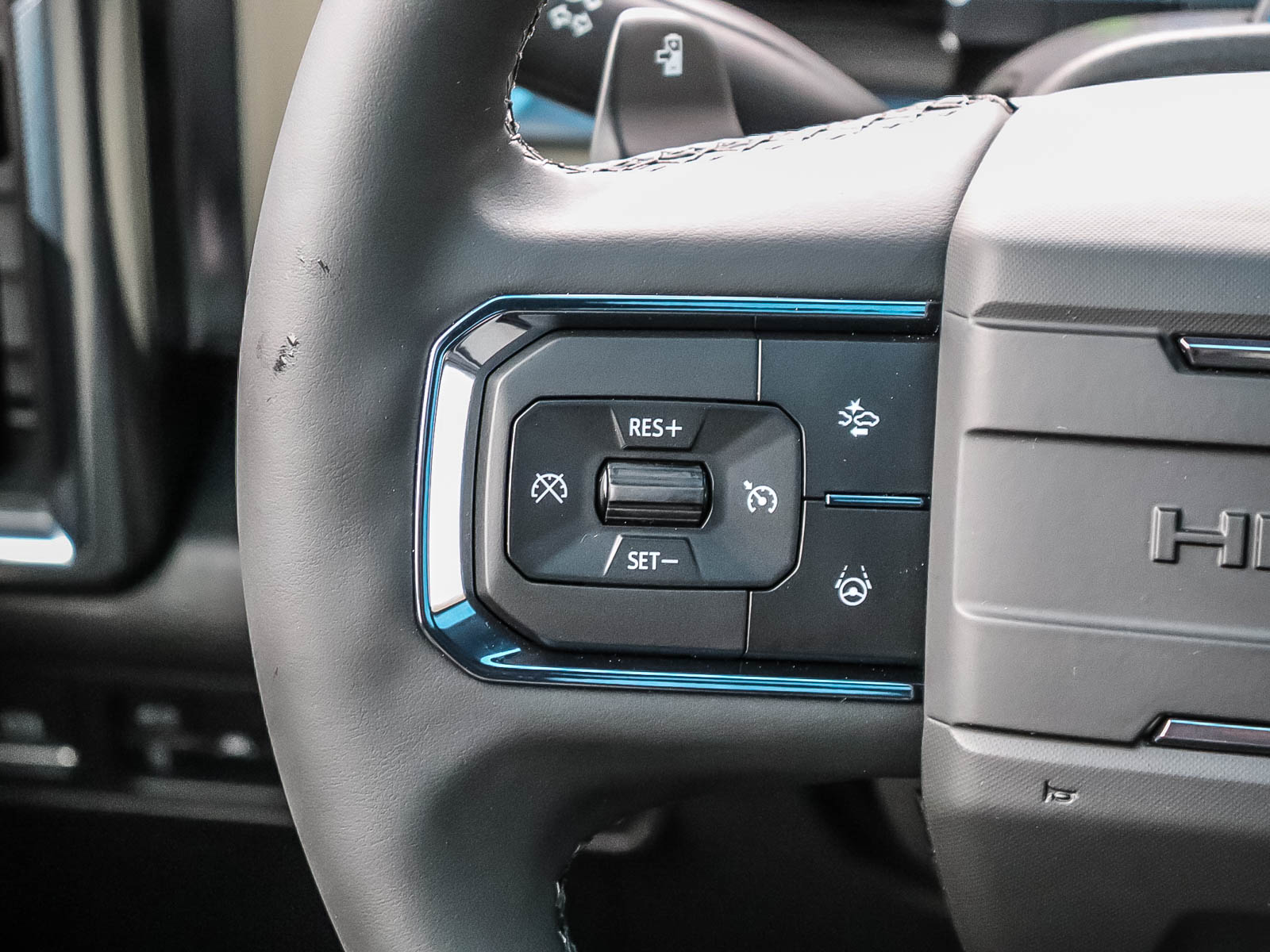 2026 GMC HUMMER EV SUV 3X | SUPERCRUISE | AWD | SURROUND VISION CAMERA - Thumbnail 13