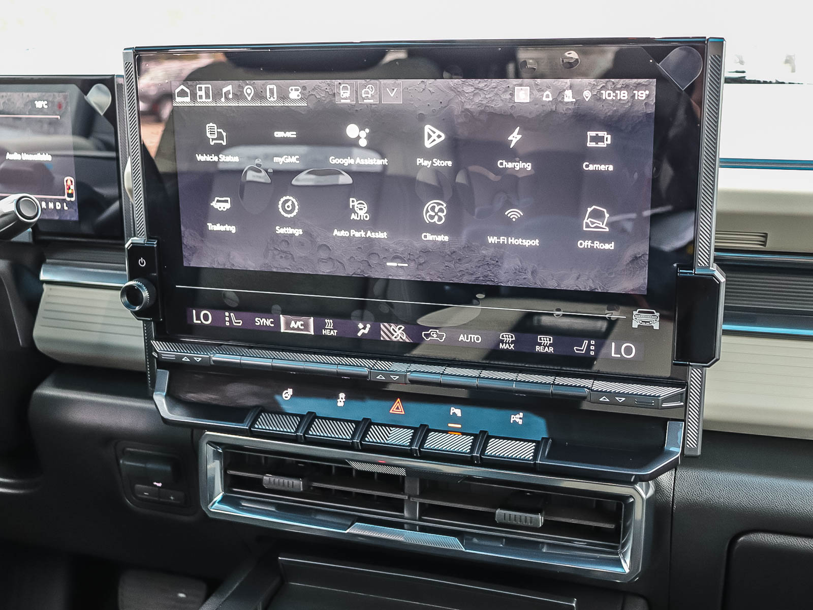 2026 GMC HUMMER EV SUV 3X | SUPERCRUISE | AWD | SURROUND VISION CAMERA - Thumbnail 15