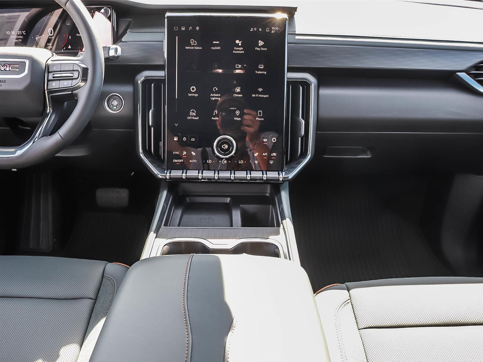 2026 GMC Acadia AT4 | 7 PASSENGER | WINTER PACKAGE - Thumbnail 17