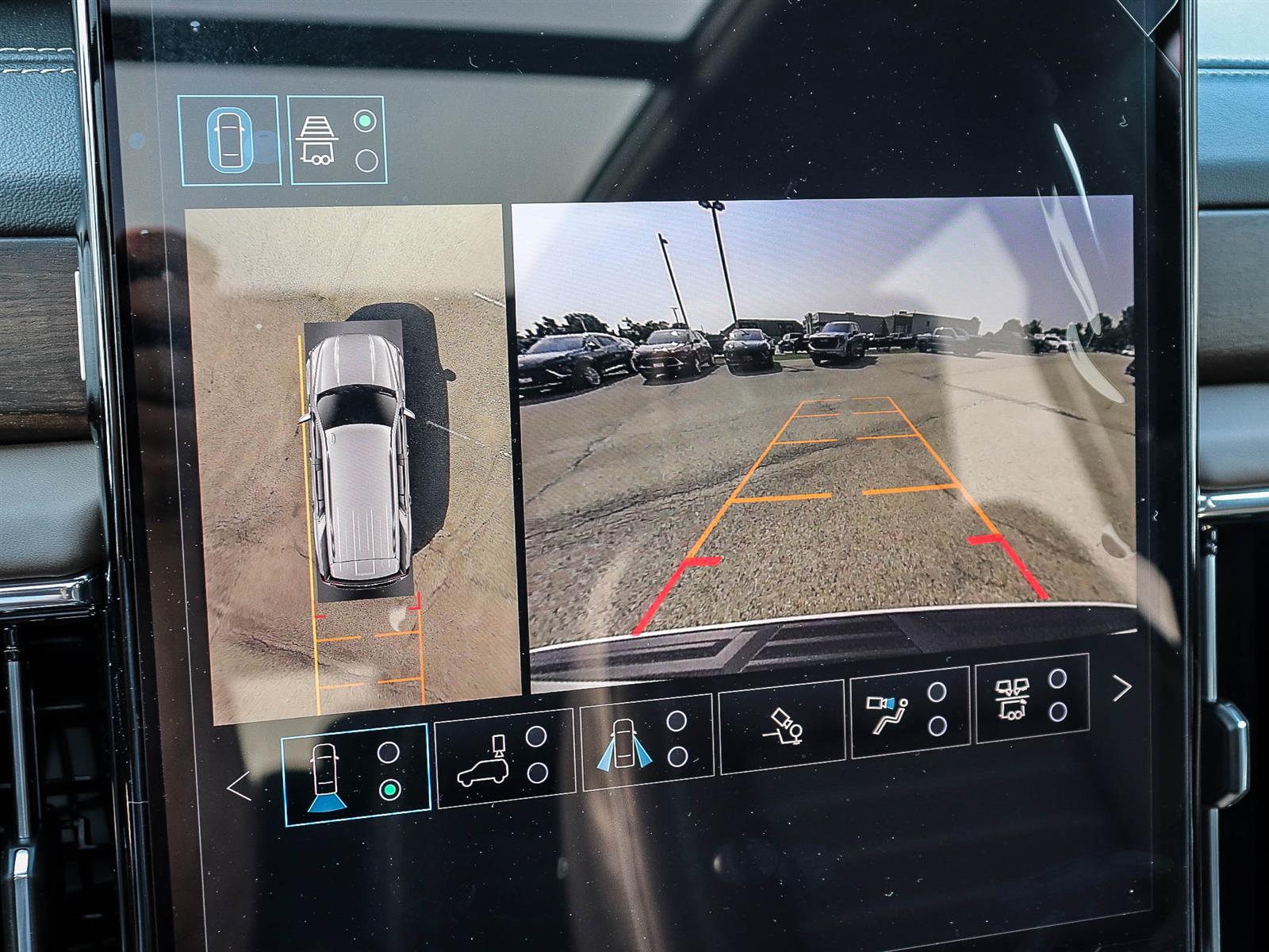 2026 GMC Yukon DENALI ULTIMATE | 7 PASSENGER | ENHANCED TRAILERING PKG - Thumbnail 27