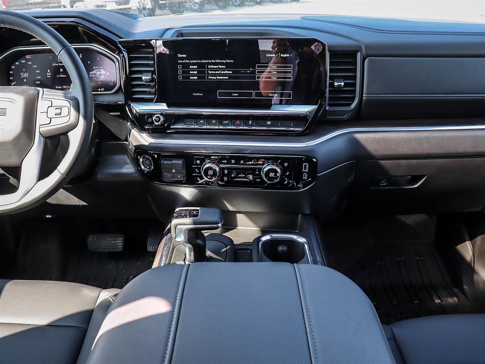 2026 GMC Sierra 1500 SLT | V8 GAS | ADAPTIVE CRUISE - Thumbnail 17