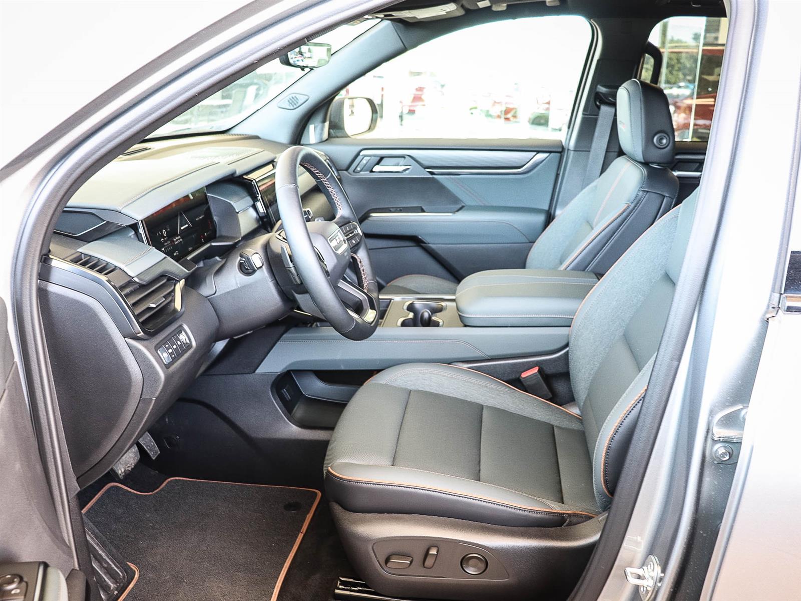 2026 GMC Acadia AT4 | PANO BLACK | 7 PASSENGER - Thumbnail 11