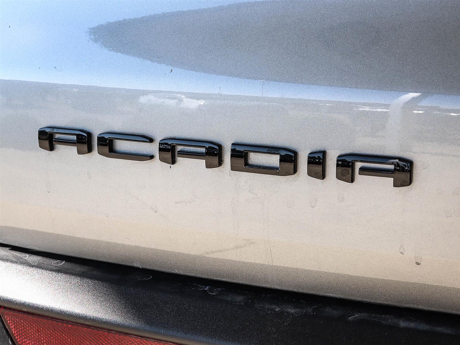 2026 GMC Acadia AT4 | PANO BLACK | 7 PASSENGER - Thumbnail 24