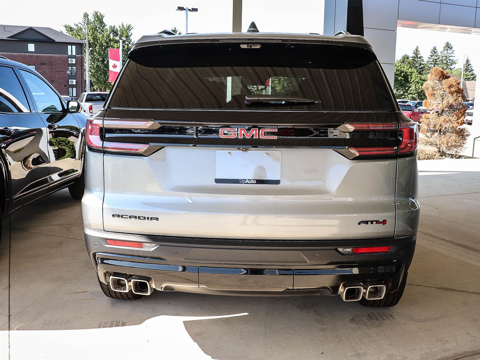 2026 GMC Acadia AT4 | PANO BLACK | 7 PASSENGER - Thumbnail 4