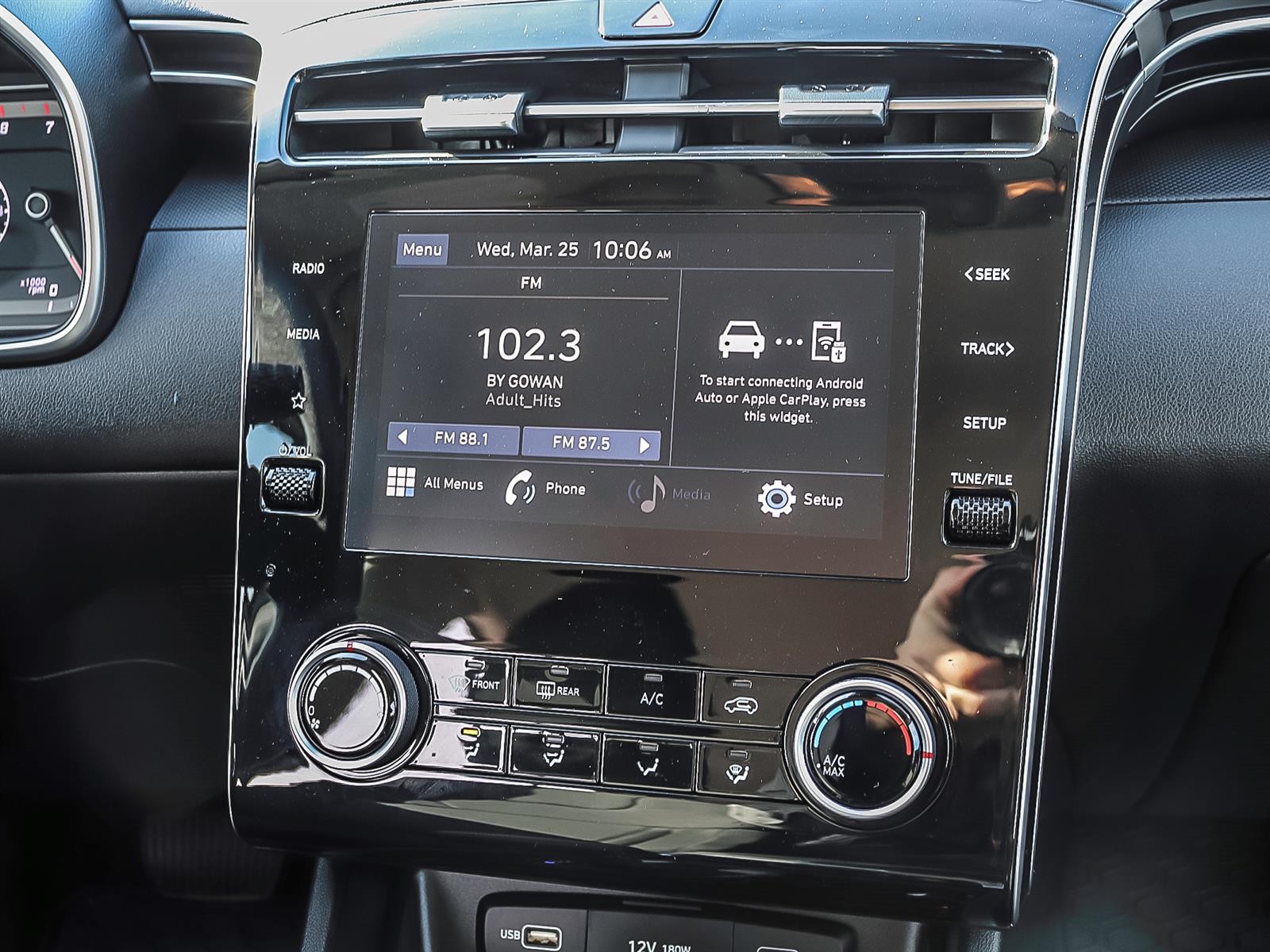 2023 Hyundai Tucson ESSENTIAL | APPLE CARPLAY | BACKUP CAMERA | HTD SEATS - Thumbnail 14