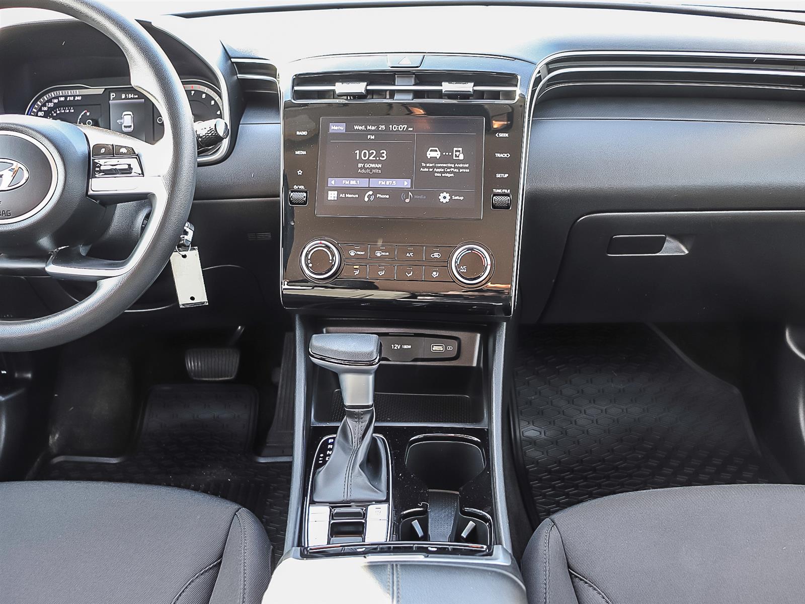 2023 Hyundai Tucson ESSENTIAL | APPLE CARPLAY | BACKUP CAMERA | HTD SEATS - Thumbnail 16