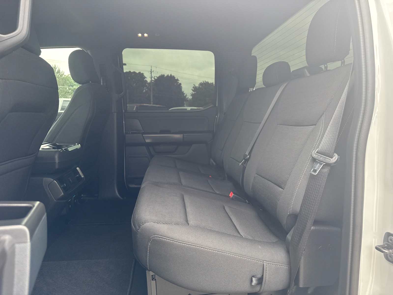 2024 Ford F-150 XLT | FULL HYBRID | HEATED SEATS & WHEEL - Thumbnail 13