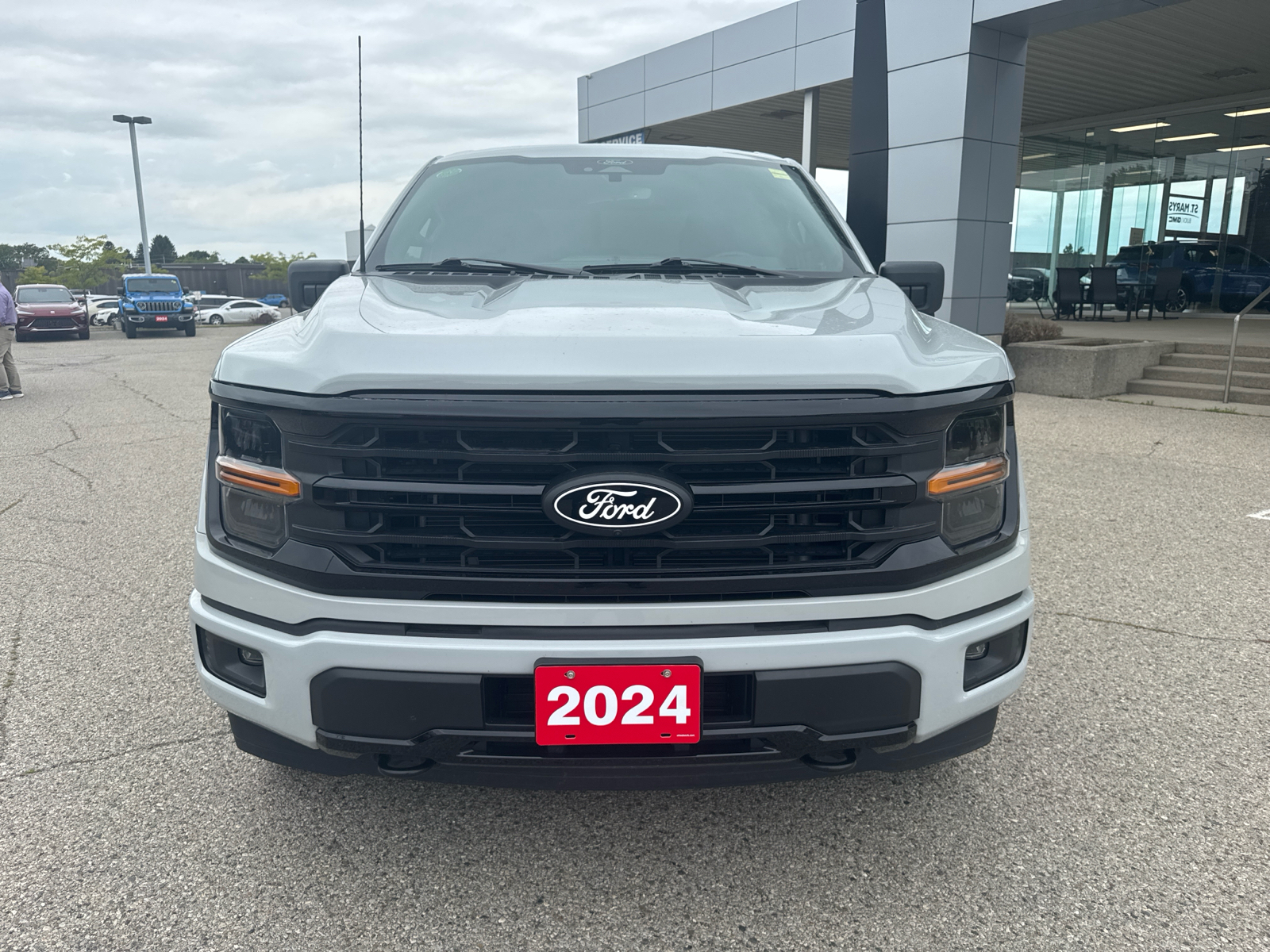 2024 Ford F-150 XLT | FULL HYBRID | HEATED SEATS & WHEEL - Thumbnail 8