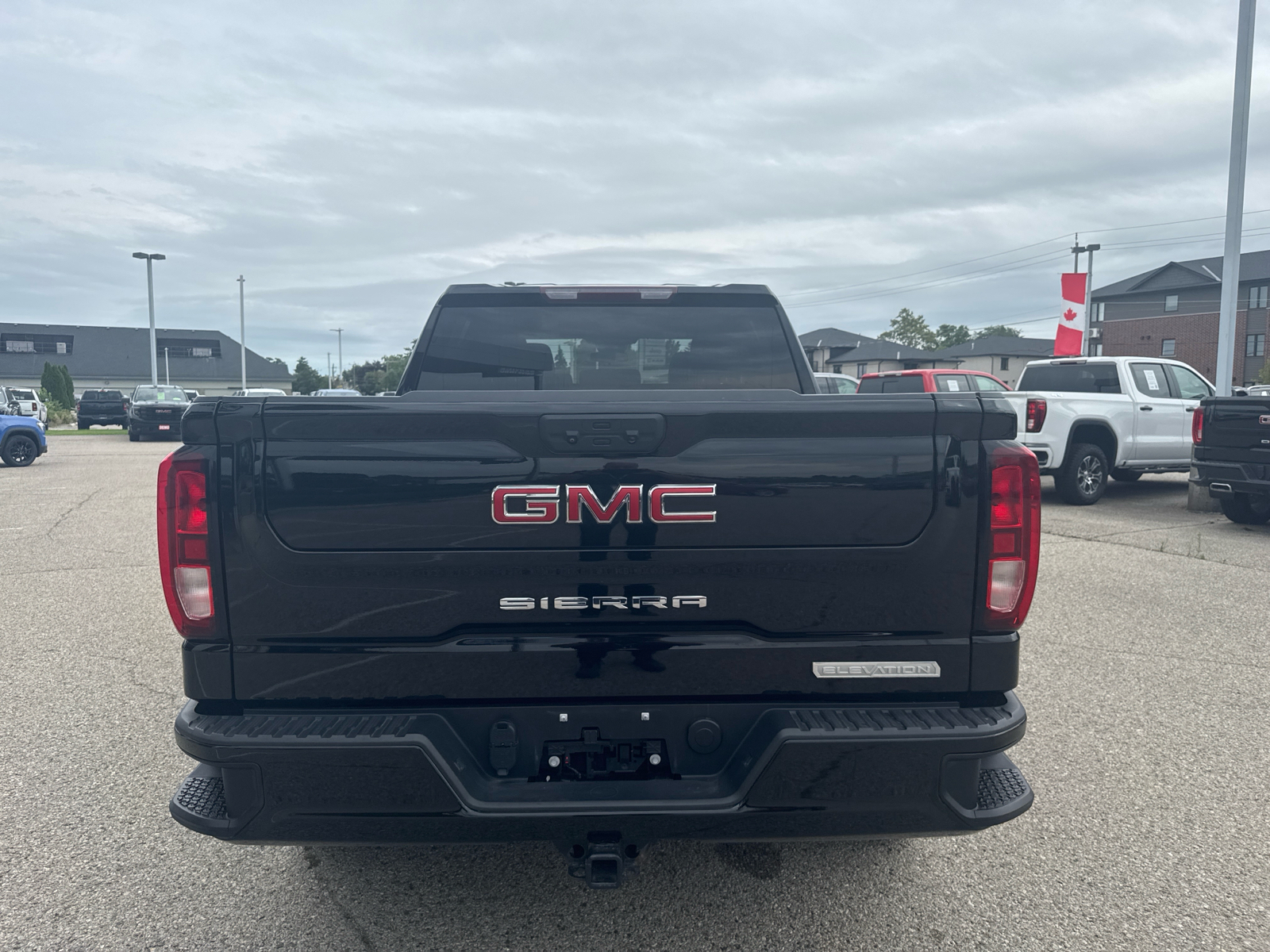 2023 GMC Sierra 1500 ELEVATION | APPLE CARPLAY | HEATED SEATS & WHEEL - Thumbnail 4