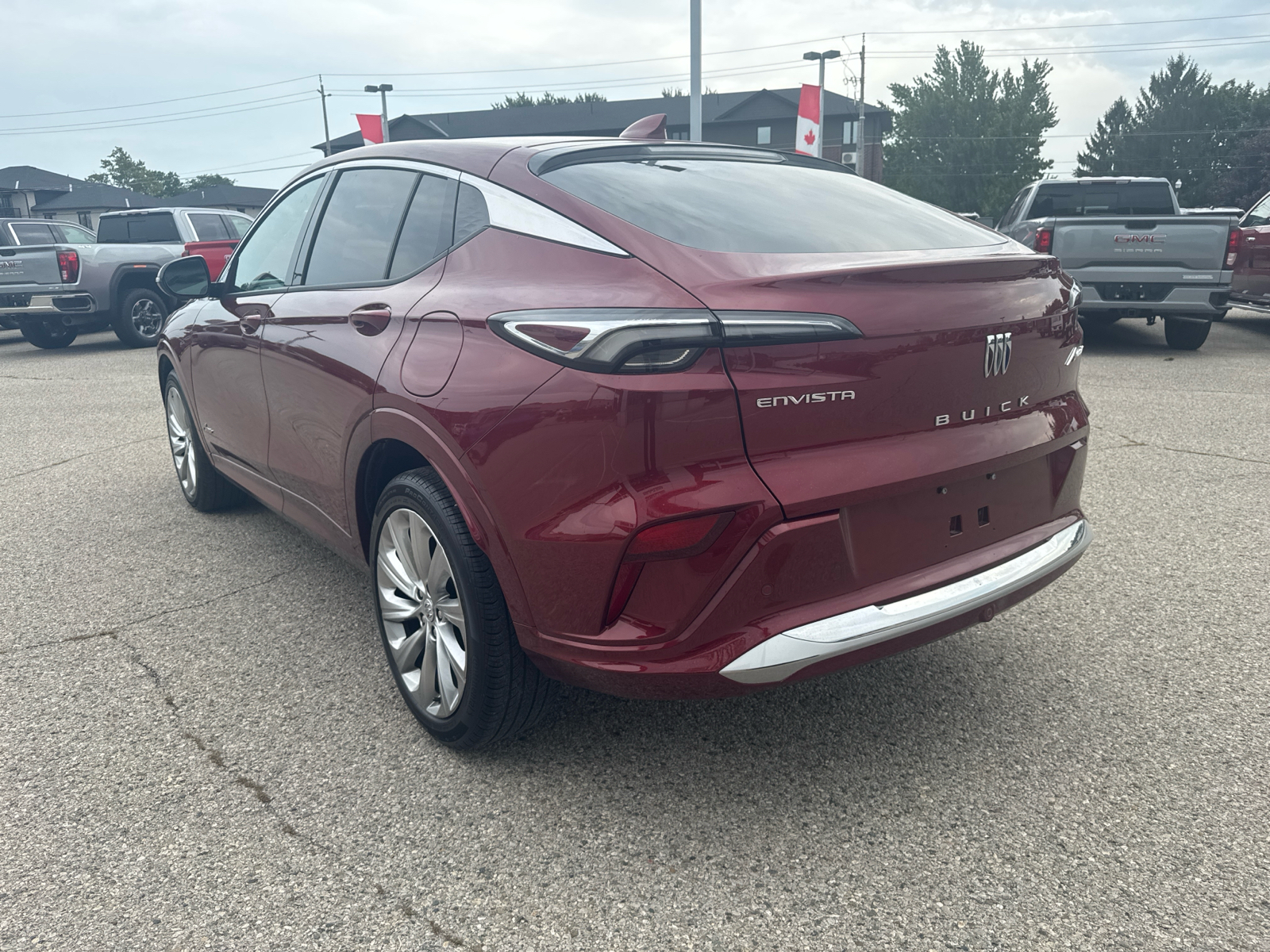 2024 Buick Envista AVENIR | HEATED SEATS | APPLE CARPLAY - Thumbnail 5