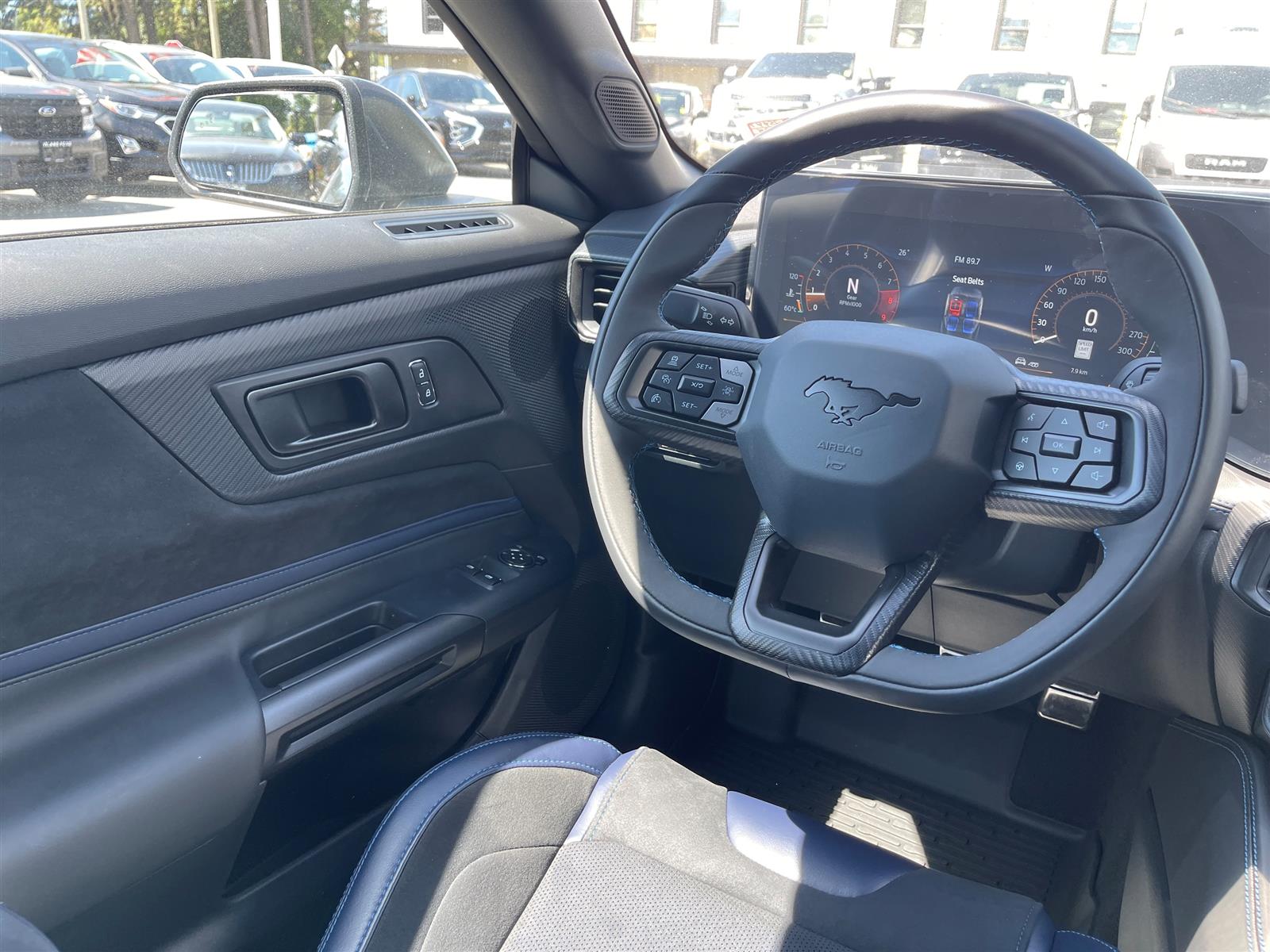 2025 Ford Mustang Dark Horse 700A 6-Speed Appearance Package - Thumbnail 17