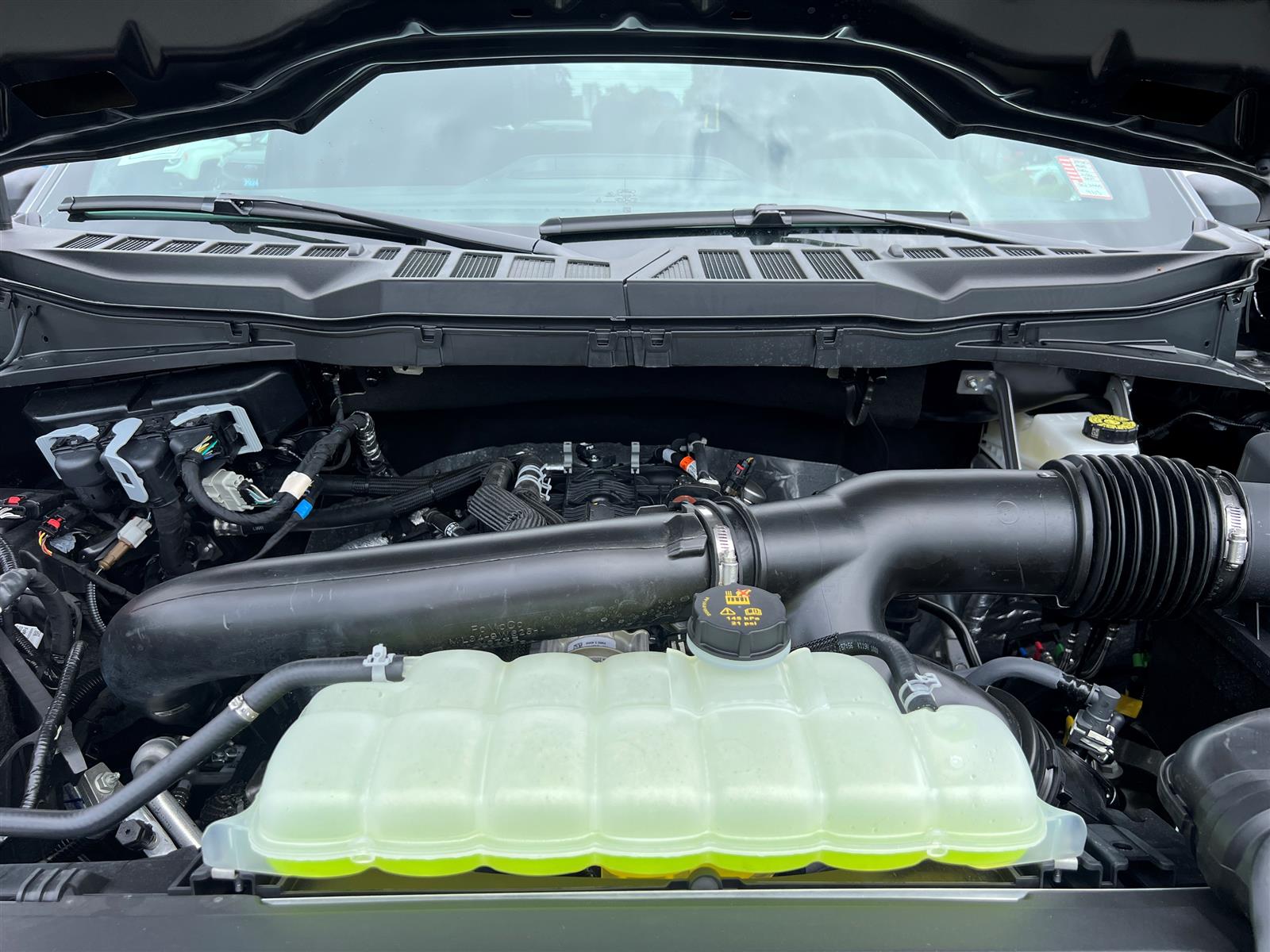 2025 Ford F-150 XLT 301A 3.5L SuperCrew - Thumbnail 27