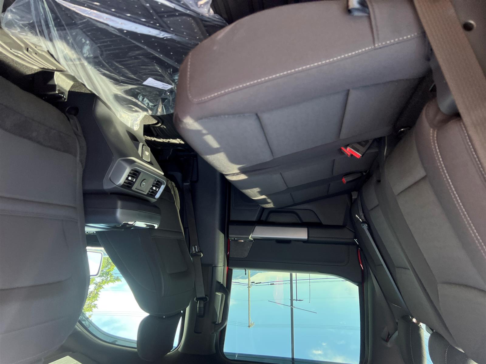 2025 Ford F-150 XLT 301A 3.5L SuperCrew - Thumbnail 22