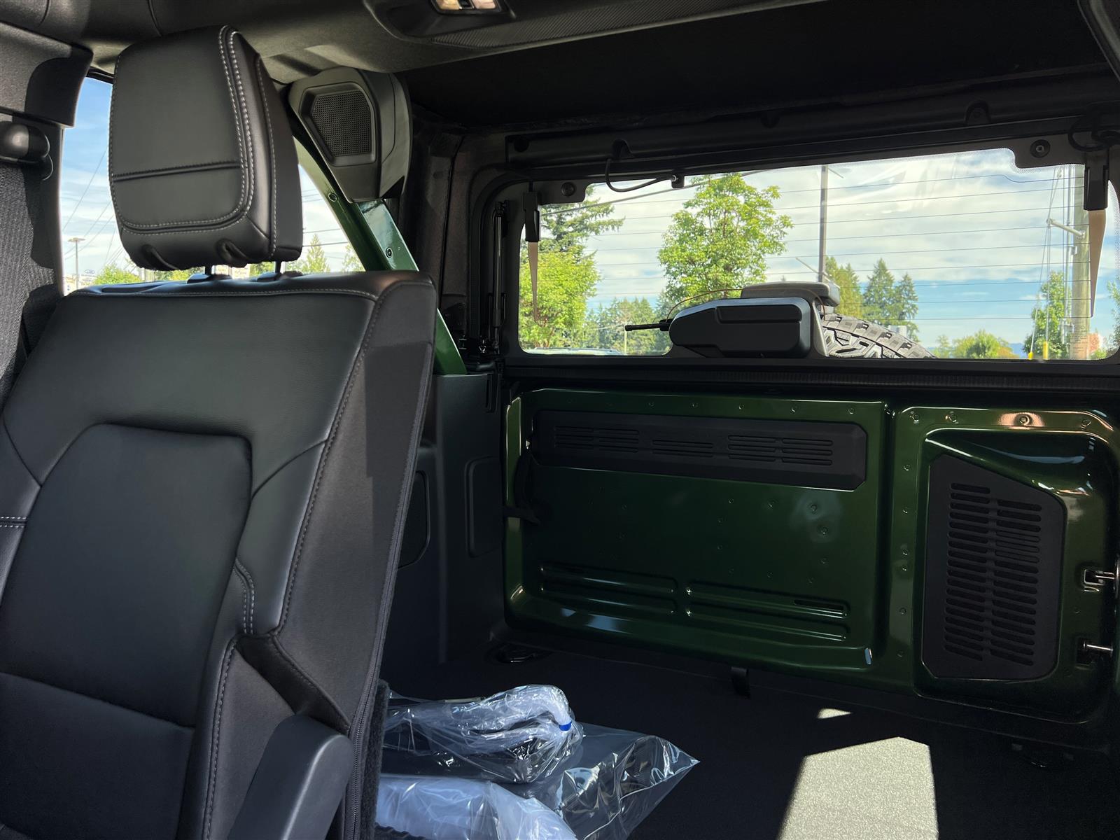 2025 Ford Bronco Outer Banks 4 Door 4x4 - Thumbnail 22