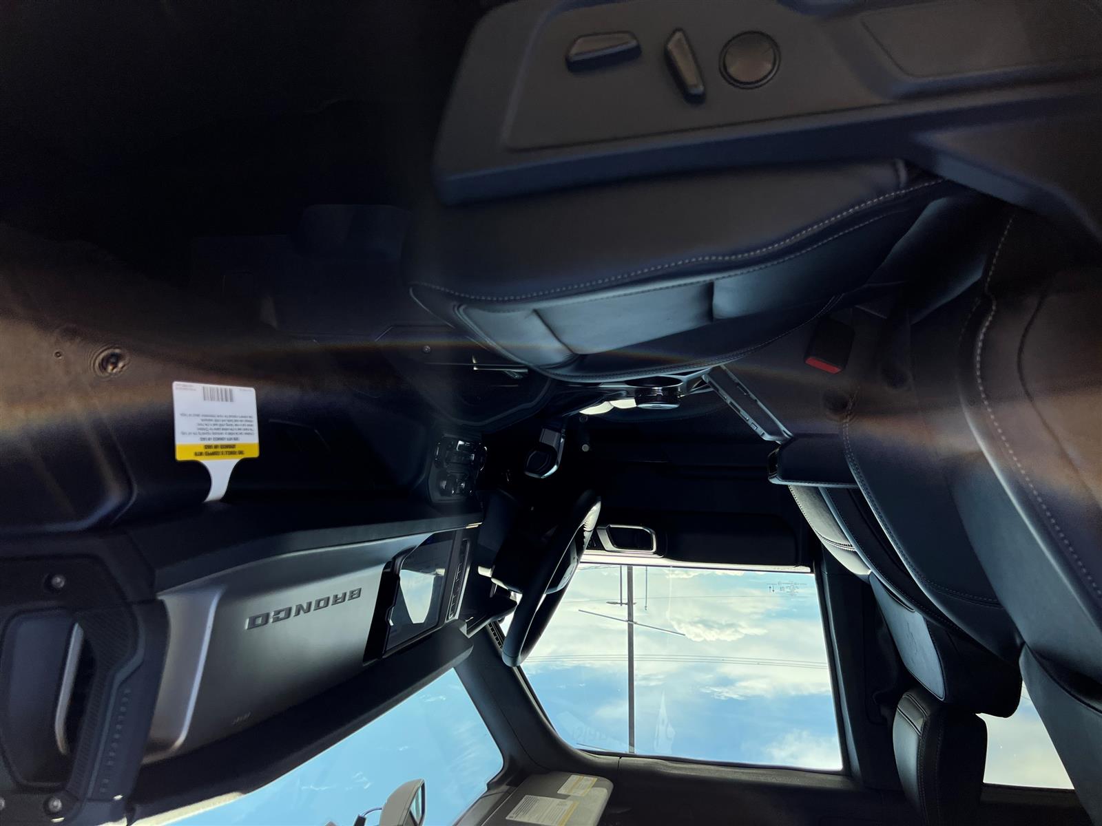 2025 Ford Bronco Outer Banks 4 Door 4x4 - Thumbnail 24