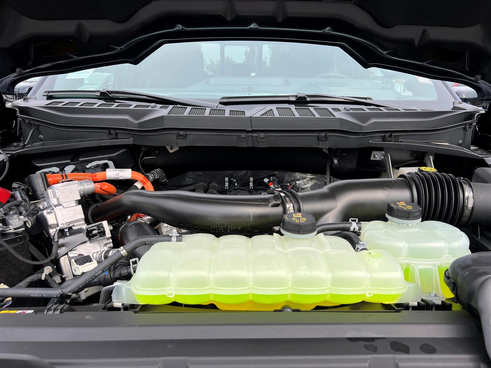 2025 Ford F-150 LARIAT 502A 3.5L POWERBOOST SuperCrew - Thumbnail 30