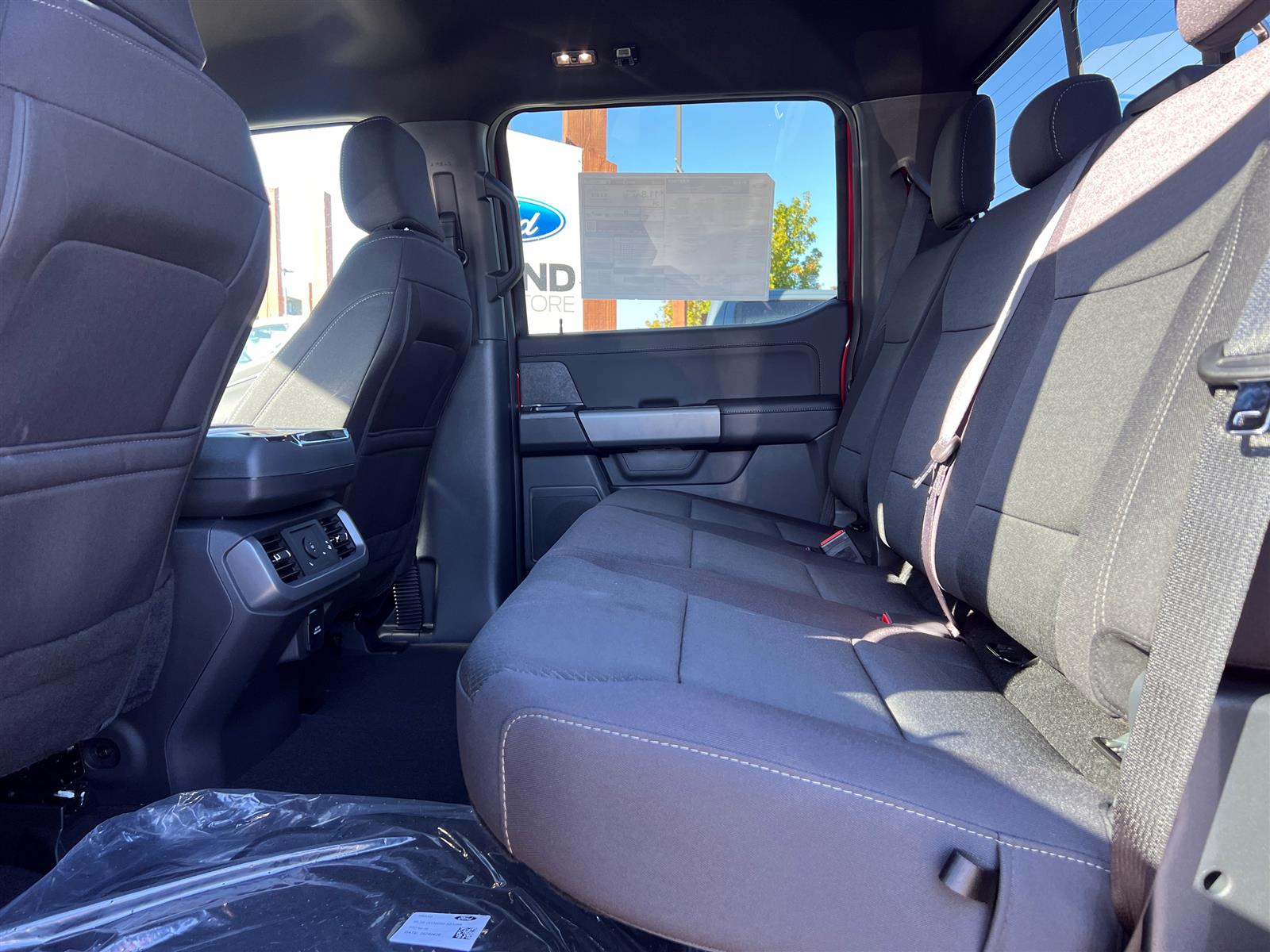 2025 Ford F-150 XLT 302A 2.7L SuperCrew - Thumbnail 21