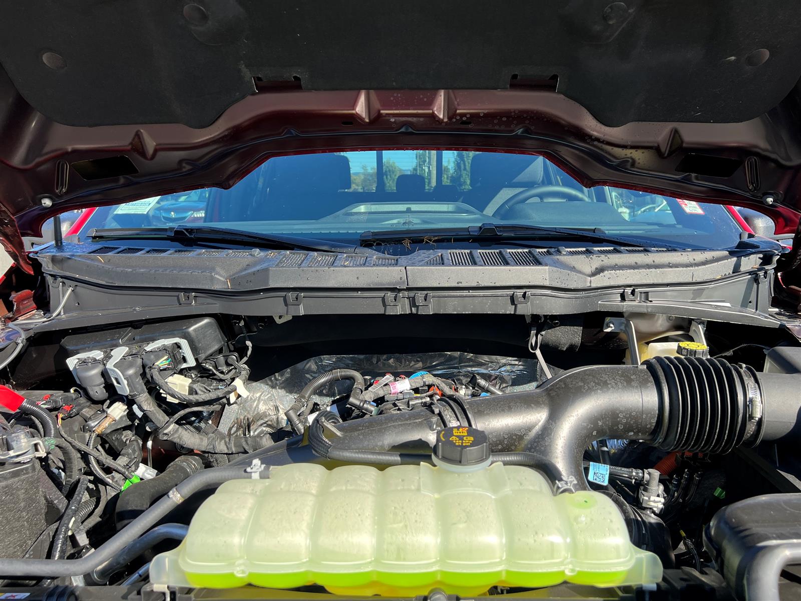 2025 Ford F-150 XLT 302A 2.7L SuperCrew - Thumbnail 29