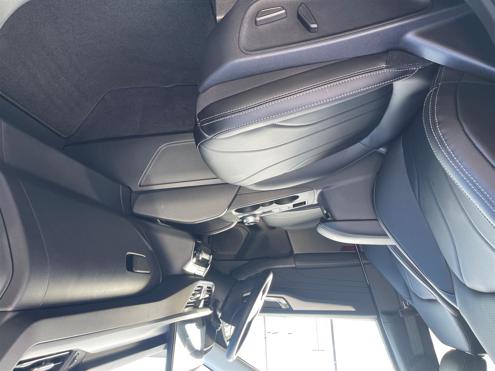 2026 Ford Escape PHEV FWD - Thumbnail 25