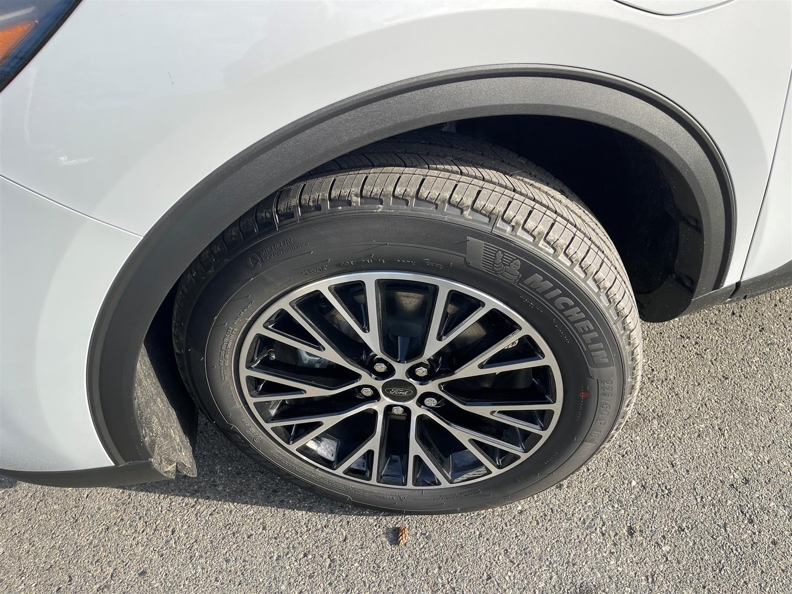 2026 Ford Escape PHEV FWD - Thumbnail 13