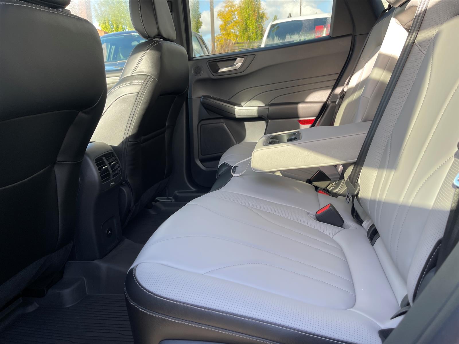 2026 Ford Escape PHEV FWD - Thumbnail 22