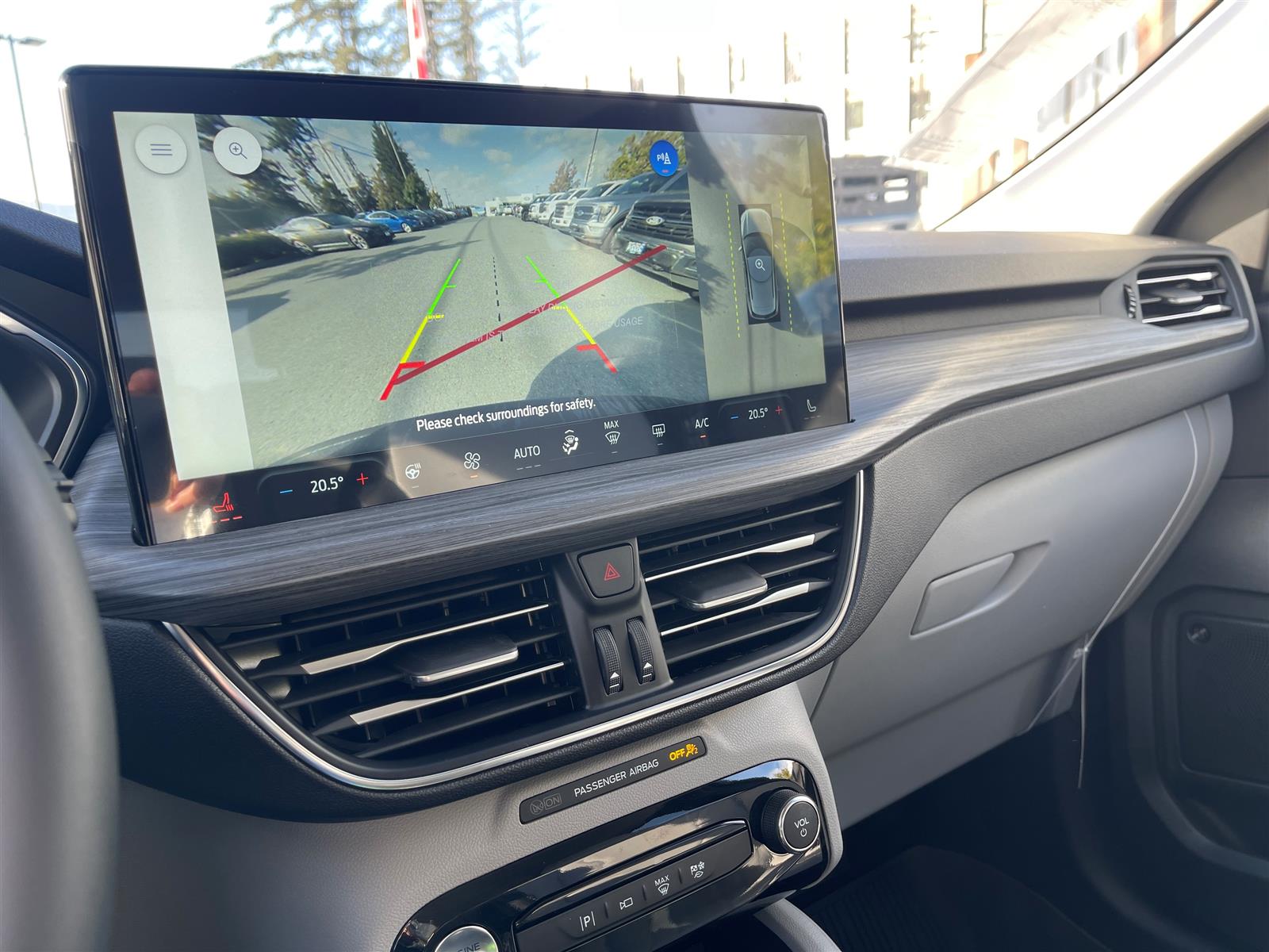 2026 Ford Escape PHEV FWD - Thumbnail 19