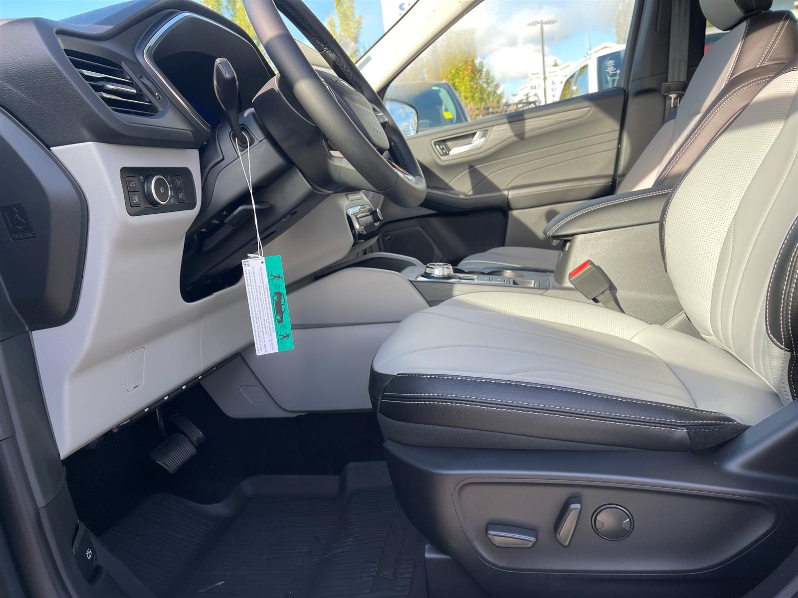 2026 Ford Escape PHEV FWD - Thumbnail 21