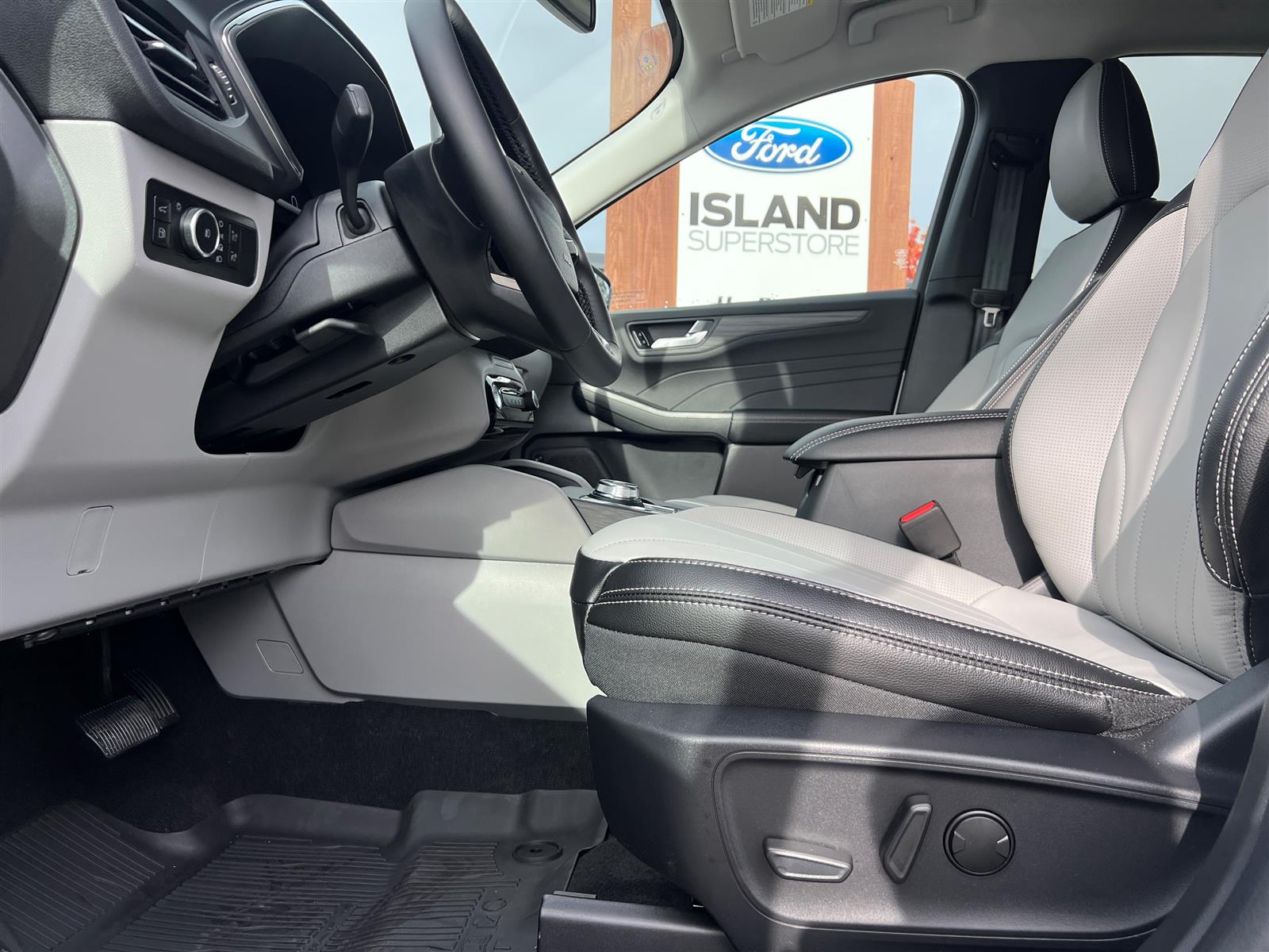2026 Ford Escape PHEV FWD - Thumbnail 22