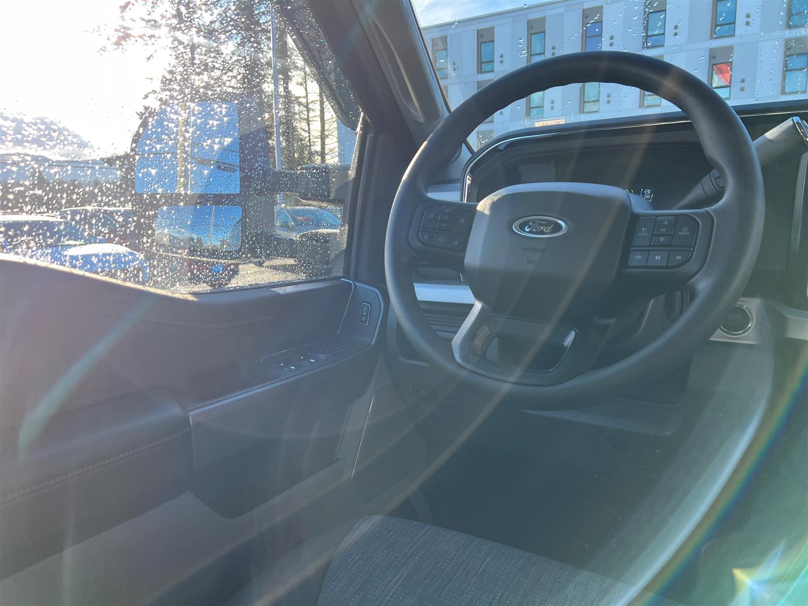 2026 Ford F-350 XLT 613A 6.7L Diesel SuperCrew - Thumbnail 15