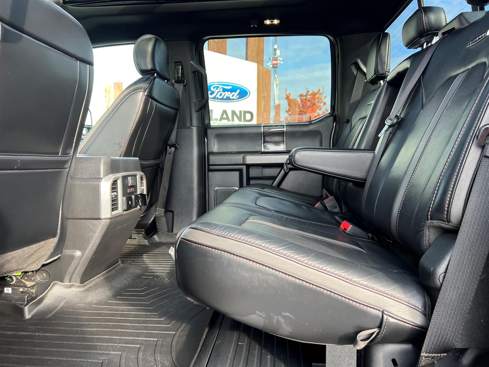 2021 Ford F-350 Twin Moonroof | Trailer Tow Pkg | FX4 Off Road Pkg - Thumbnail 22
