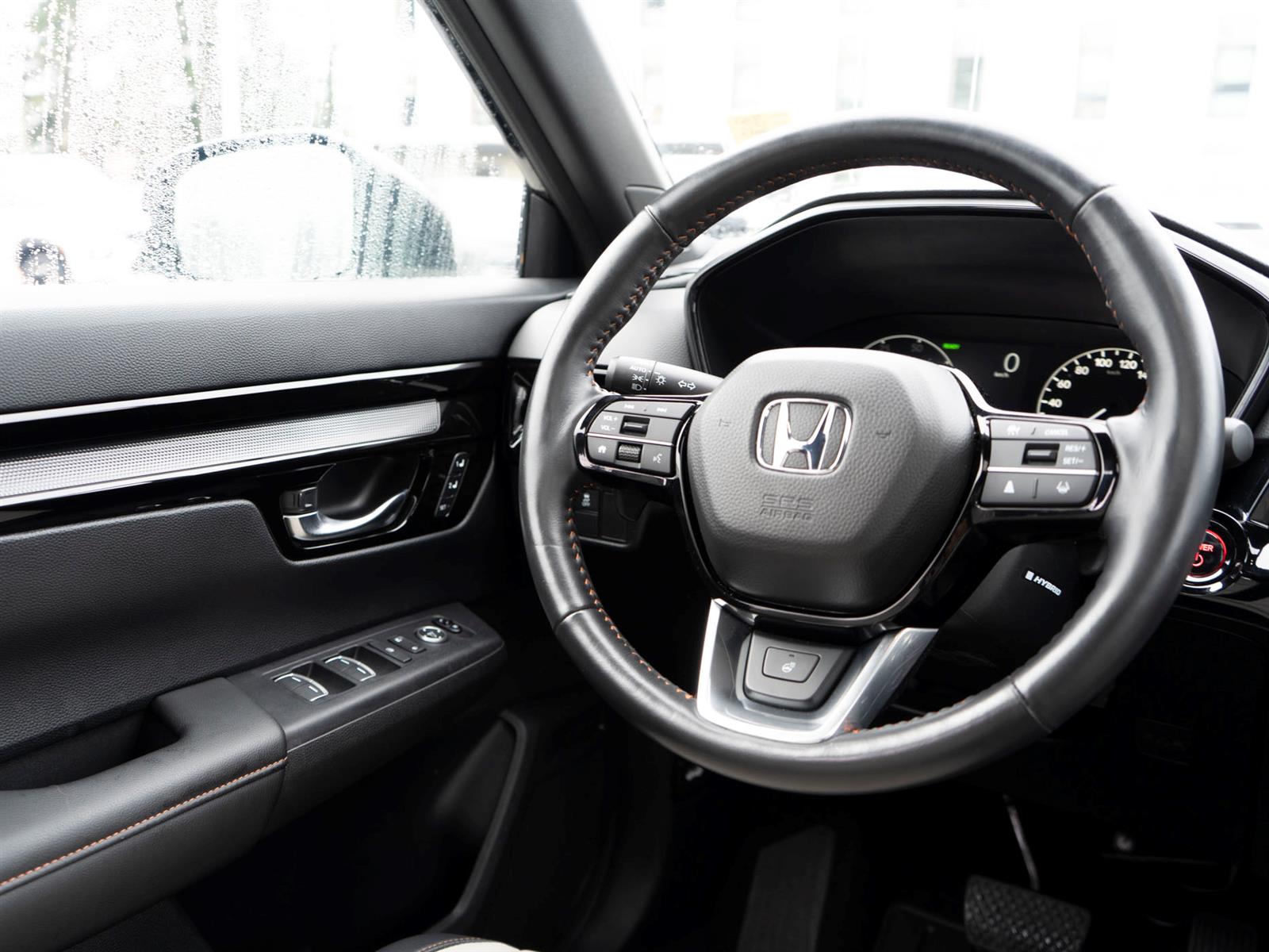 2025 Honda CR-V Hybrid Moonroof | Climate Ctrl | Wireless Charge Pad - Thumbnail 16