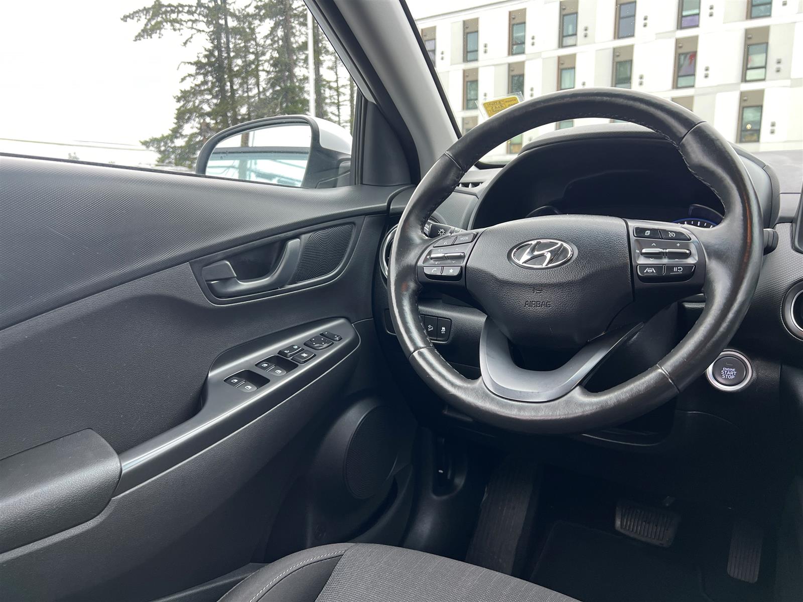 2023 Hyundai KONA Blind Spot Monitor | Drive Modes | ColdWeather Pkg - Thumbnail 16