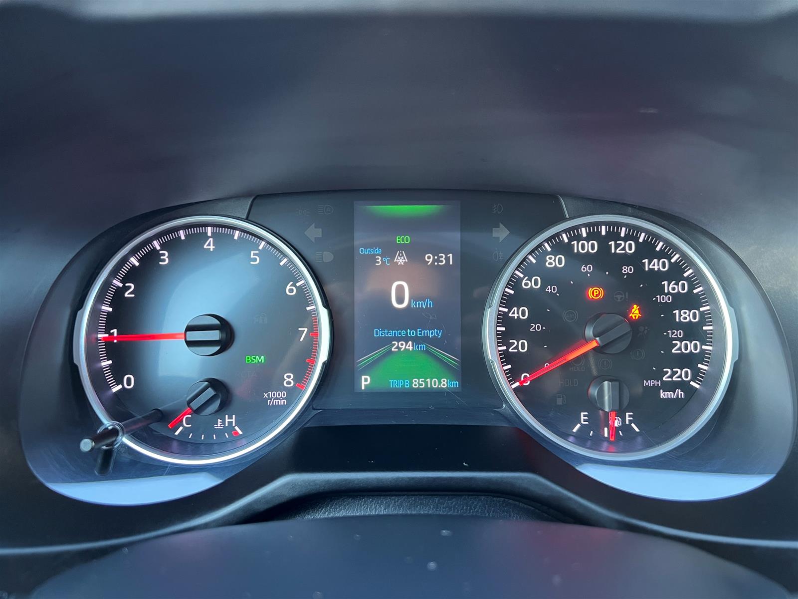 2019 Toyota RAV4 Heated Seats | Bluetooth | Blind Spot Monitor - Thumbnail 17